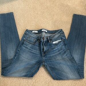 Medium Wash Skinny Jeas